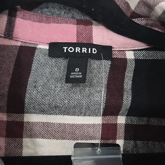 Torrid Pink and Black Plaid Shacket Shirt Torrid Size 0/L/12 NWT - Picture 3 of 8